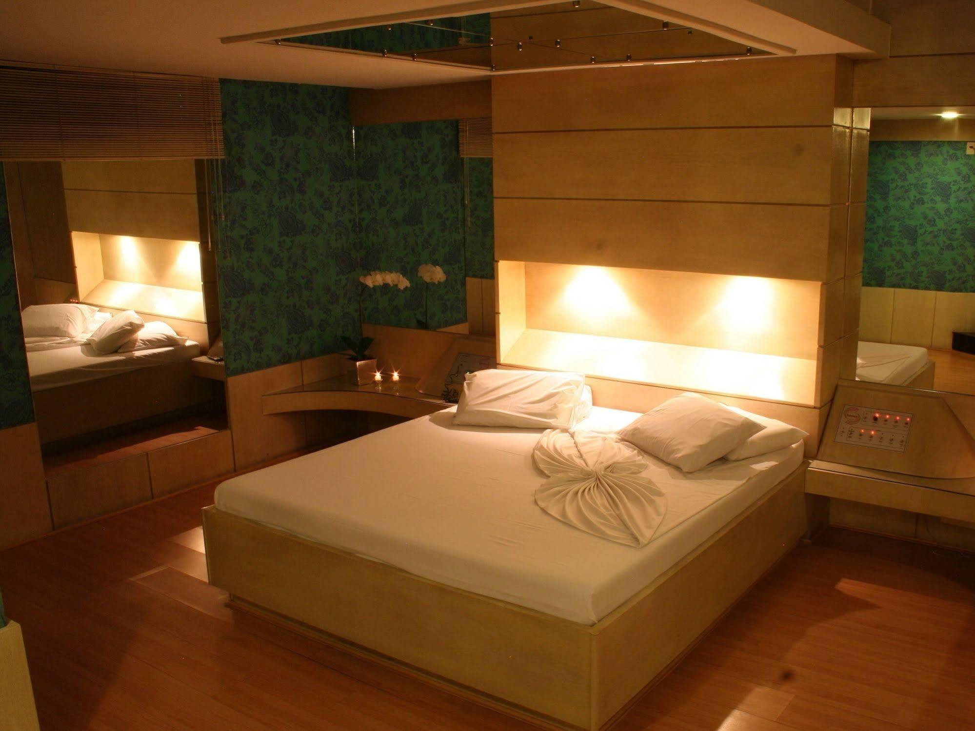 Motel Sunny (Adults Only) Belo Horizonte Buitenkant foto