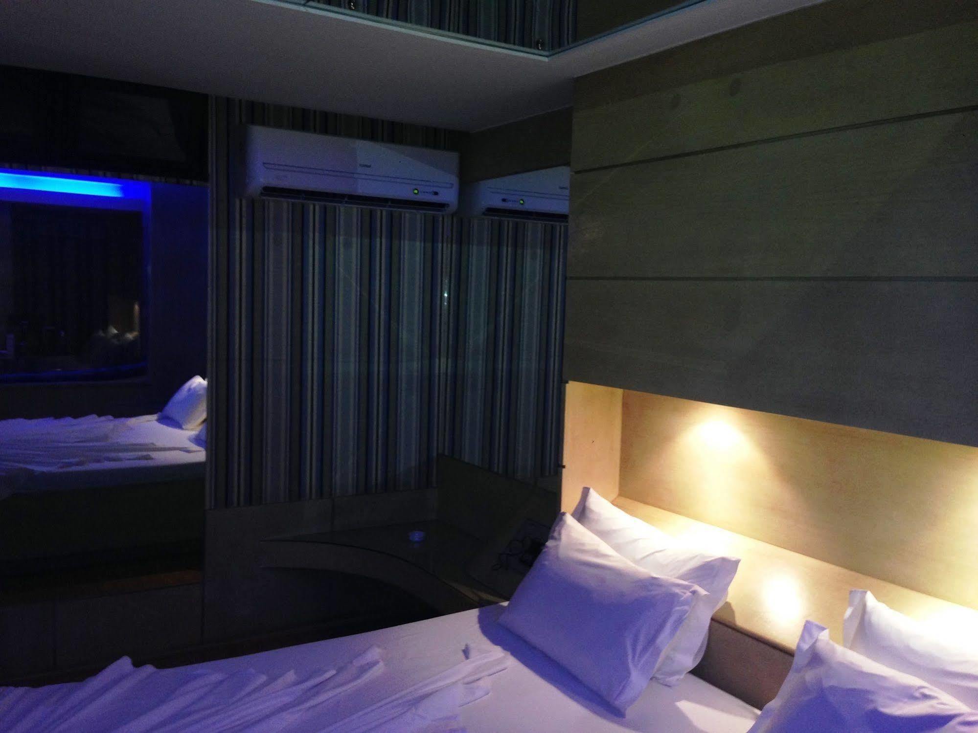 Motel Sunny (Adults Only) Belo Horizonte Buitenkant foto